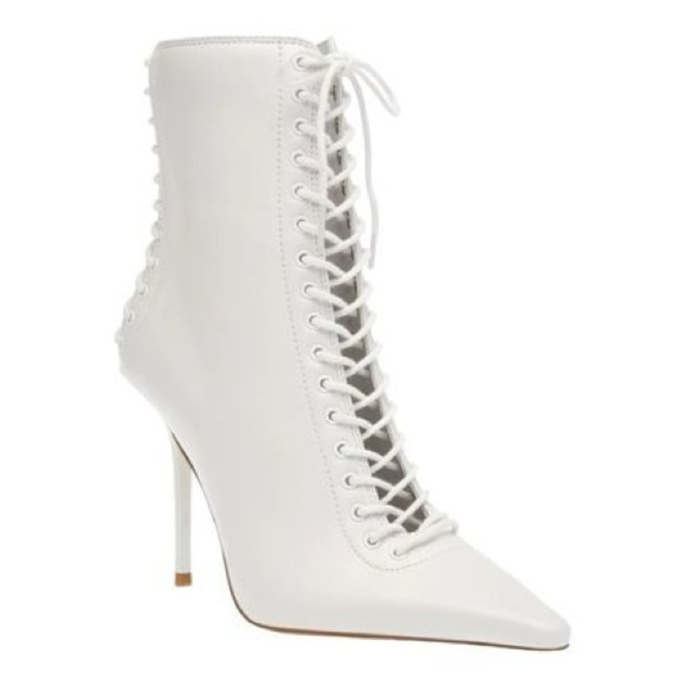 WHOOPS - NWOB $159  Steve Madden, the Allnight Laced Stiletto Heel Booti…
